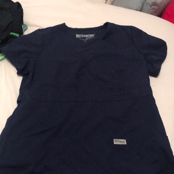 greys anatomy scrub top - Picture 1 of 3